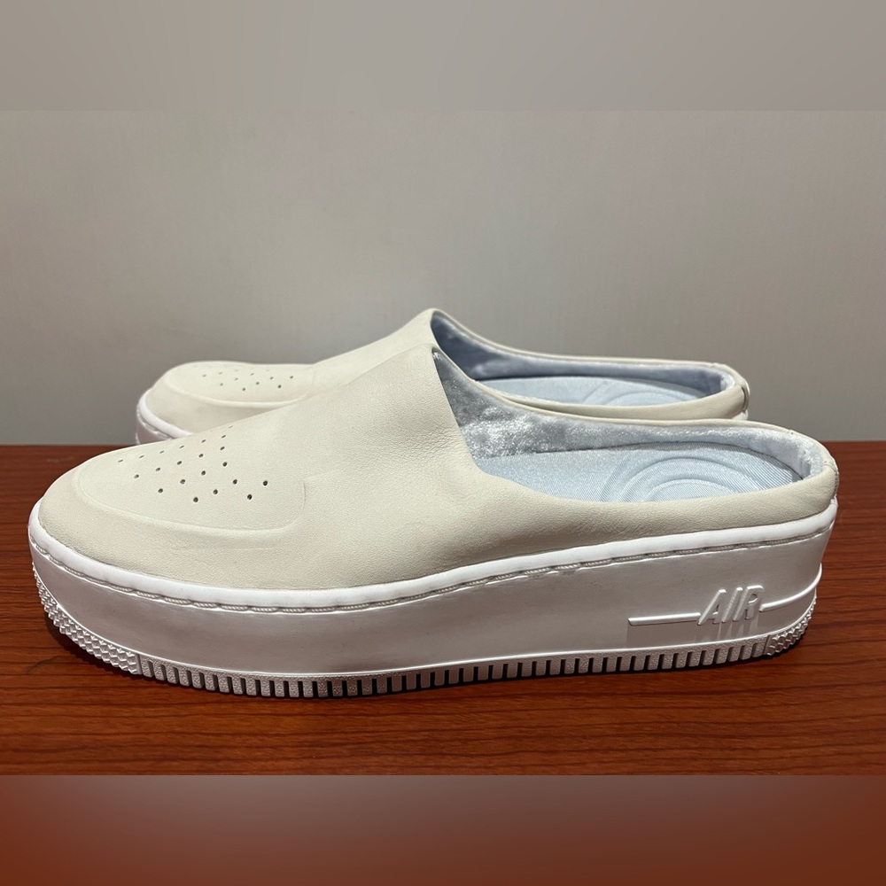 Nike Air Force 1 lover xx premium new without box size8.5 , 9
